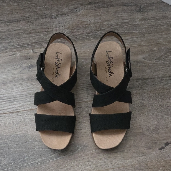 Life Stride Women's Black Wedge Sandals - Picture 5 of 8